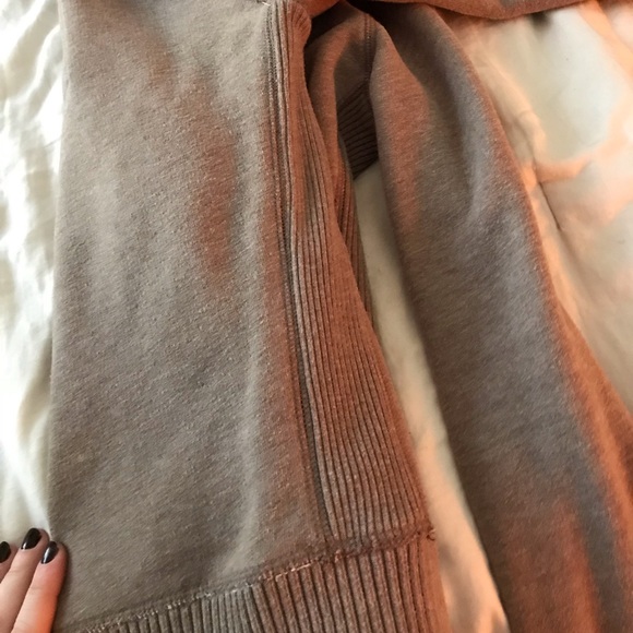 Cute Pull-Over - Picture 5 of 5